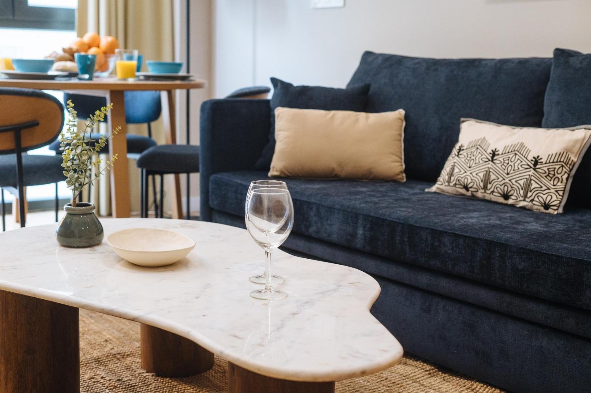 New Hostly Alameda Apartments Севилья Экстерьер фото