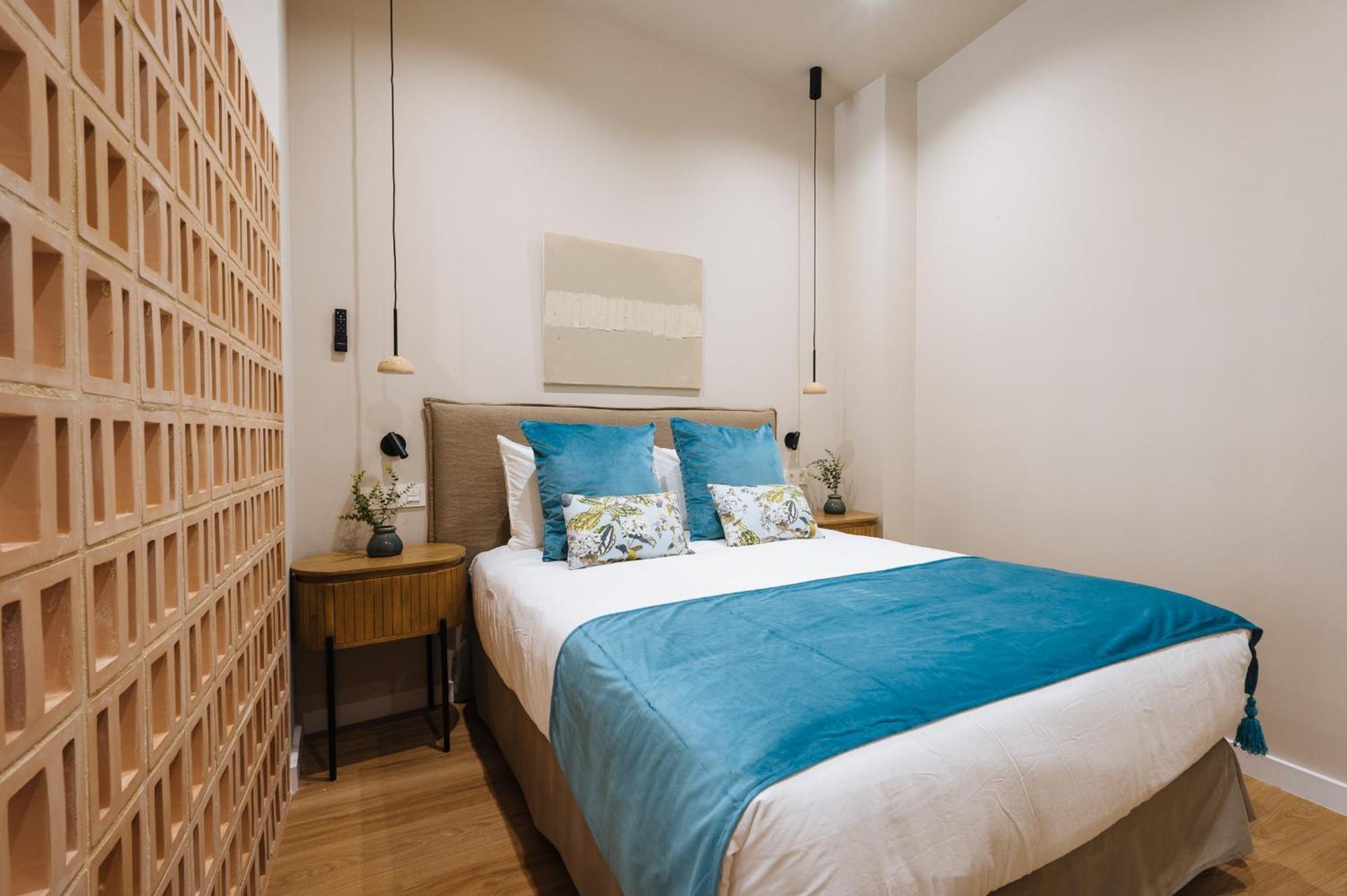 New Hostly Alameda Apartments Севилья Экстерьер фото