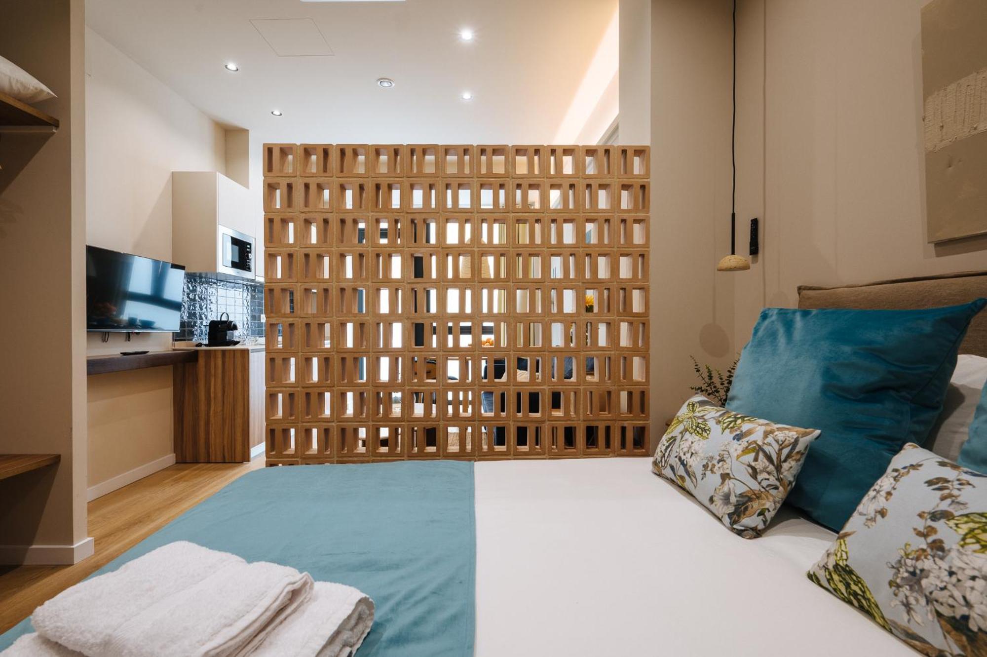 New Hostly Alameda Apartments Севилья Экстерьер фото