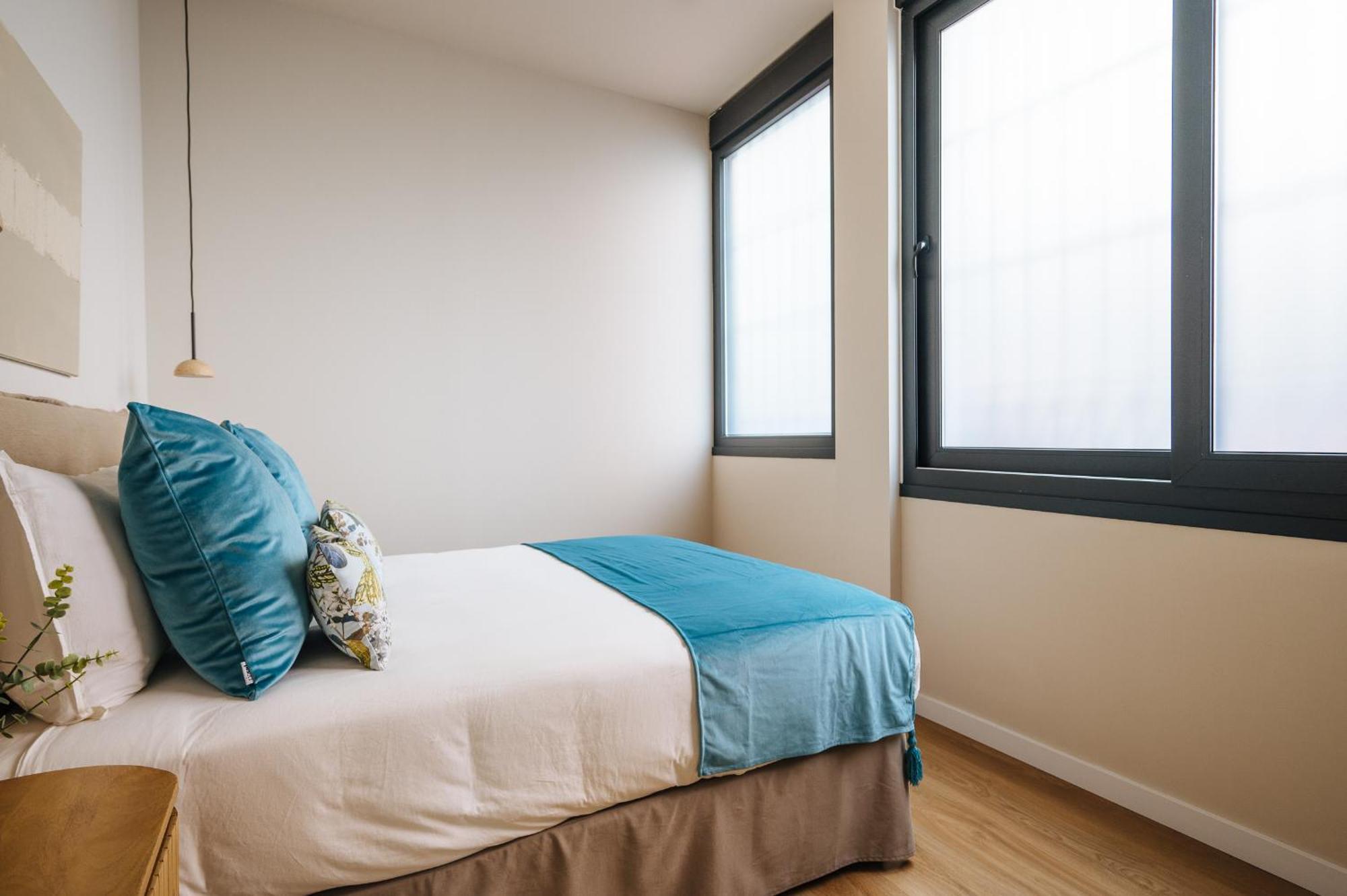 New Hostly Alameda Apartments Севилья Экстерьер фото