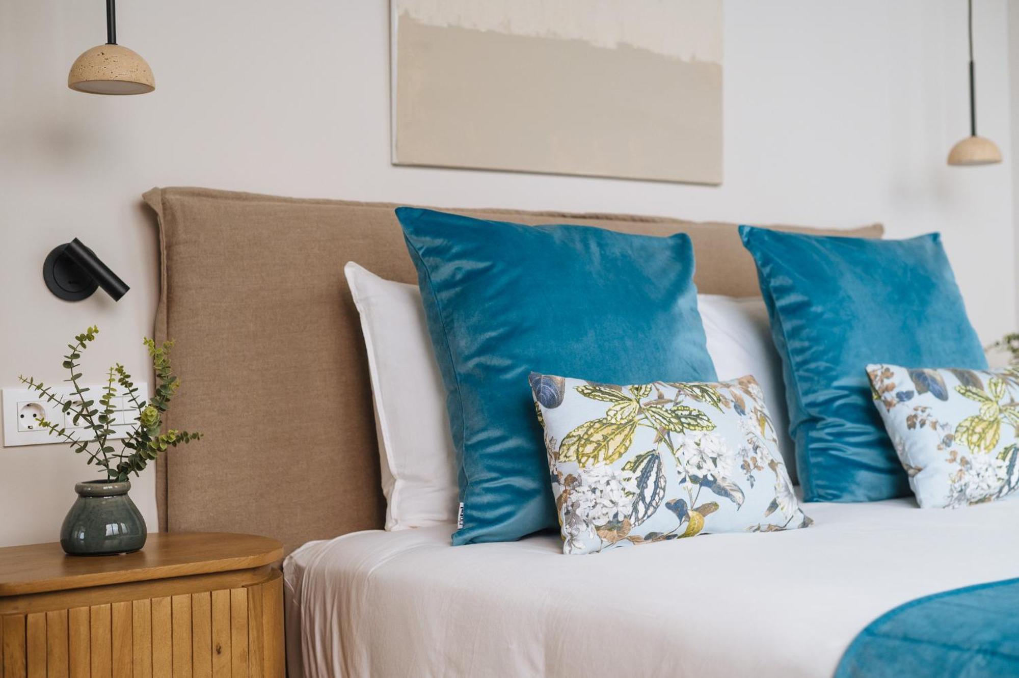 New Hostly Alameda Apartments Севилья Экстерьер фото